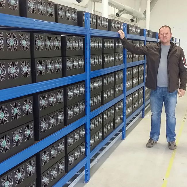 比特比币挖掘(比特币挖掘现场)