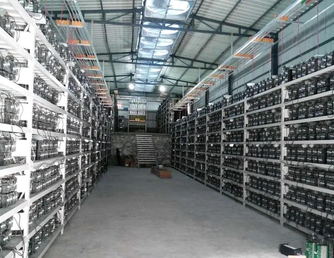 赤峰挖矿比特币(比特币矿场挖矿视频)